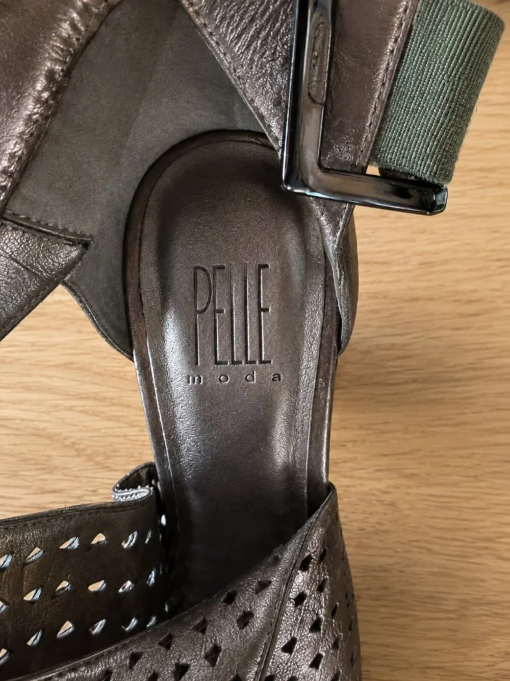 Pelle Moda gorgeous pelle